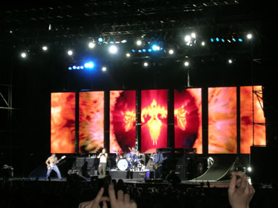 Foto sacada en el Concierto de Santiago 2004