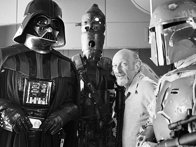 Irvin Kershner con unos cuantos buenos amigos