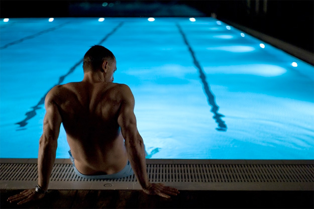 Primera imagen oficial de Skyfall con un James Bond en modo no pego palo al agua