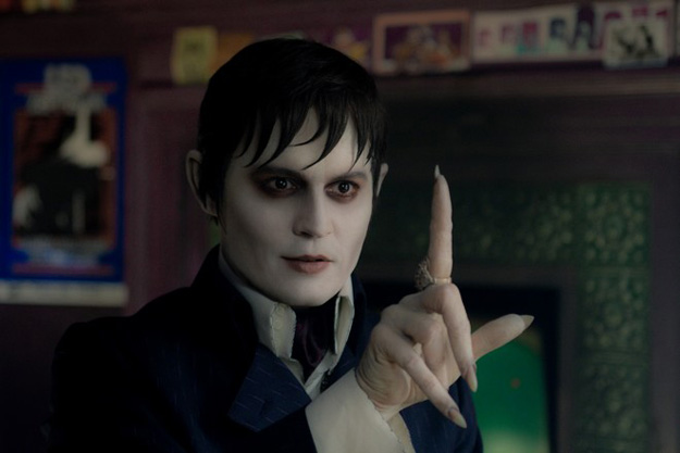 Barnabas Collins, p&aacute;lido como si estuviera muerto... ah, es que est&aacute; muerto!