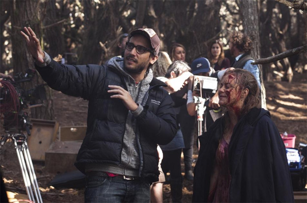 Vieja imagen del rodaje de Posesi&oacute;n infernal (Evil Dead)