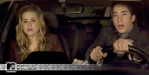 Alison Lohman como Christine y Justin Long como Clay en Drag Me to Hell