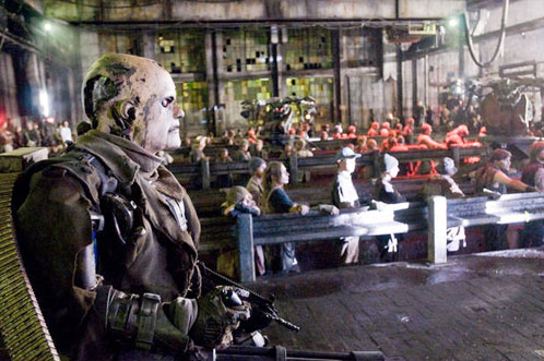 El T-600 con su cara de goma