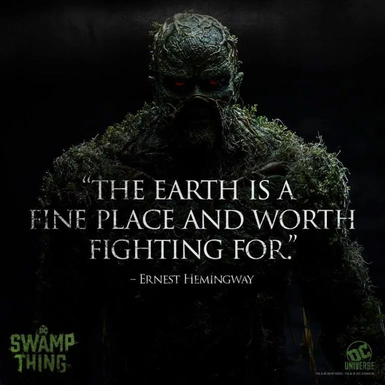 Tres cartelitos de "Swamp Thing"