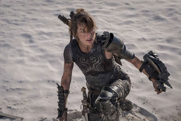 Milla Jovovich en Monster Hunter... película que por ahí anda