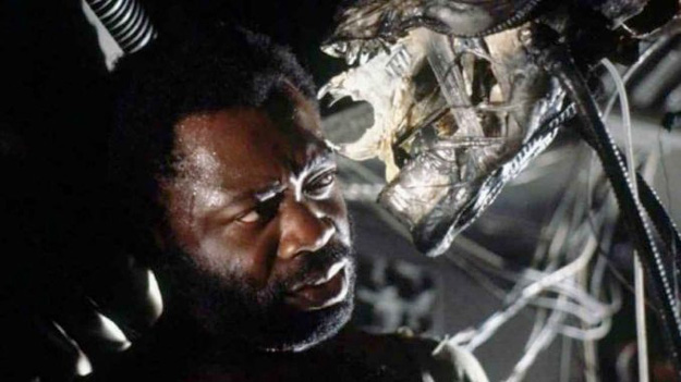 Yaphet Kotto vs. Alien